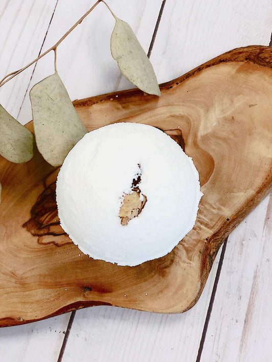 Bath Bomb Goats Milk and Honey - The Edible Petale Company