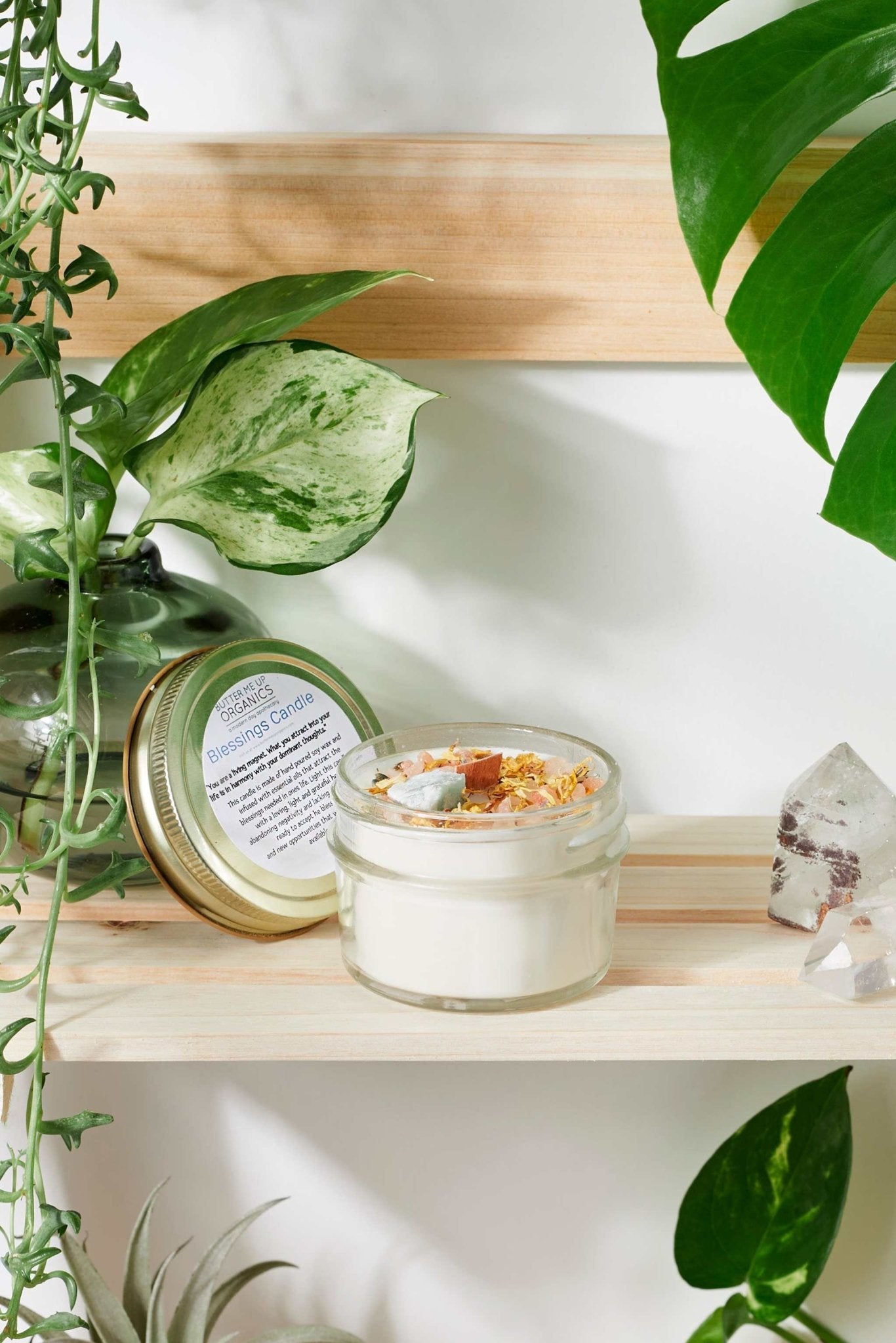 Blessings Candle / Intention Candle / Good Luck / Soy Handpoured Candle/ Candle with Crystals / Botanical Candle / Essential Oil Candle - The Edible Petale Company