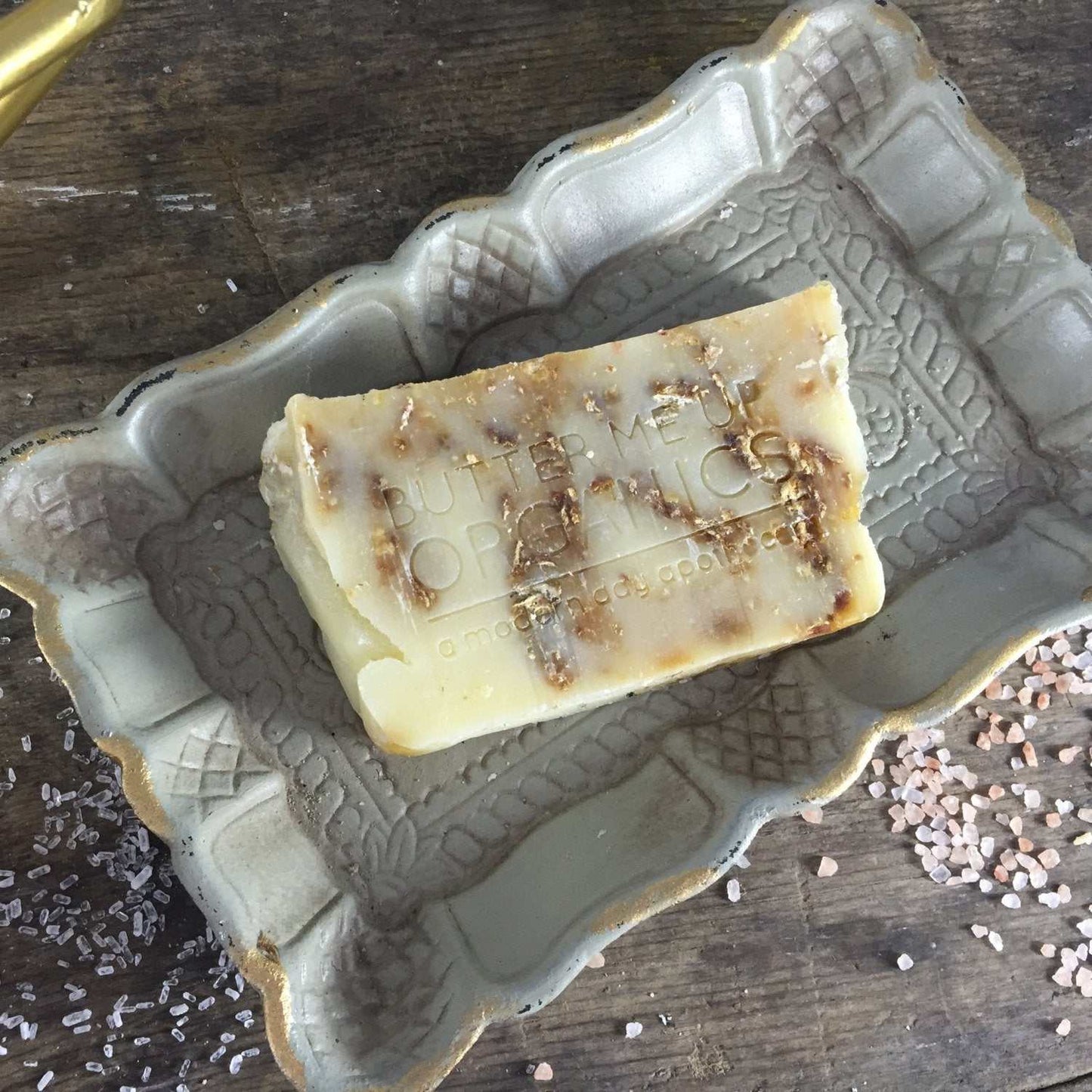 Oat and Honey Soap - The Edible Petale Company