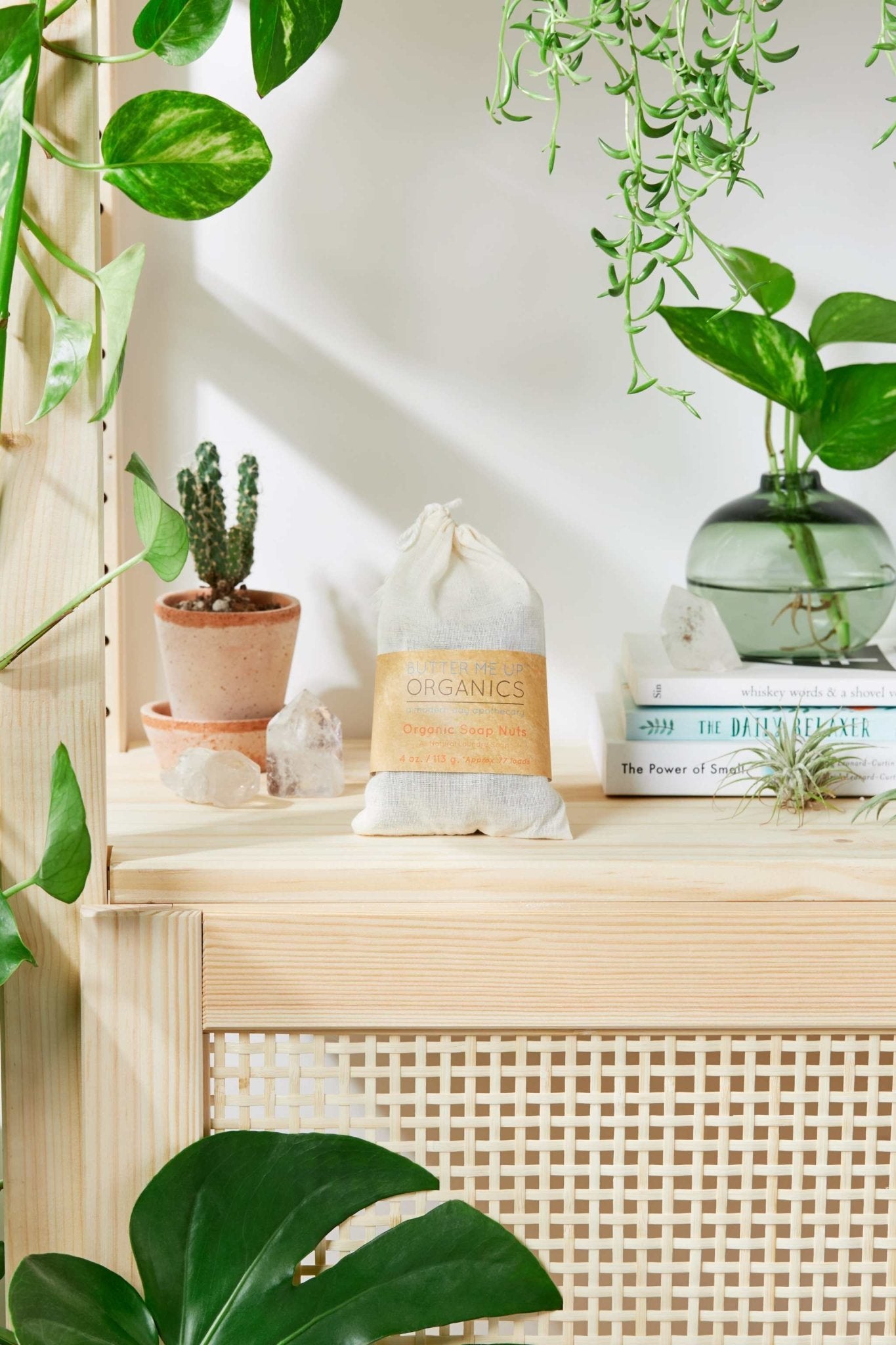 Organic Soap Nuts / All Natural Laundry Soap / Eco friendly - The Edible Petale Company