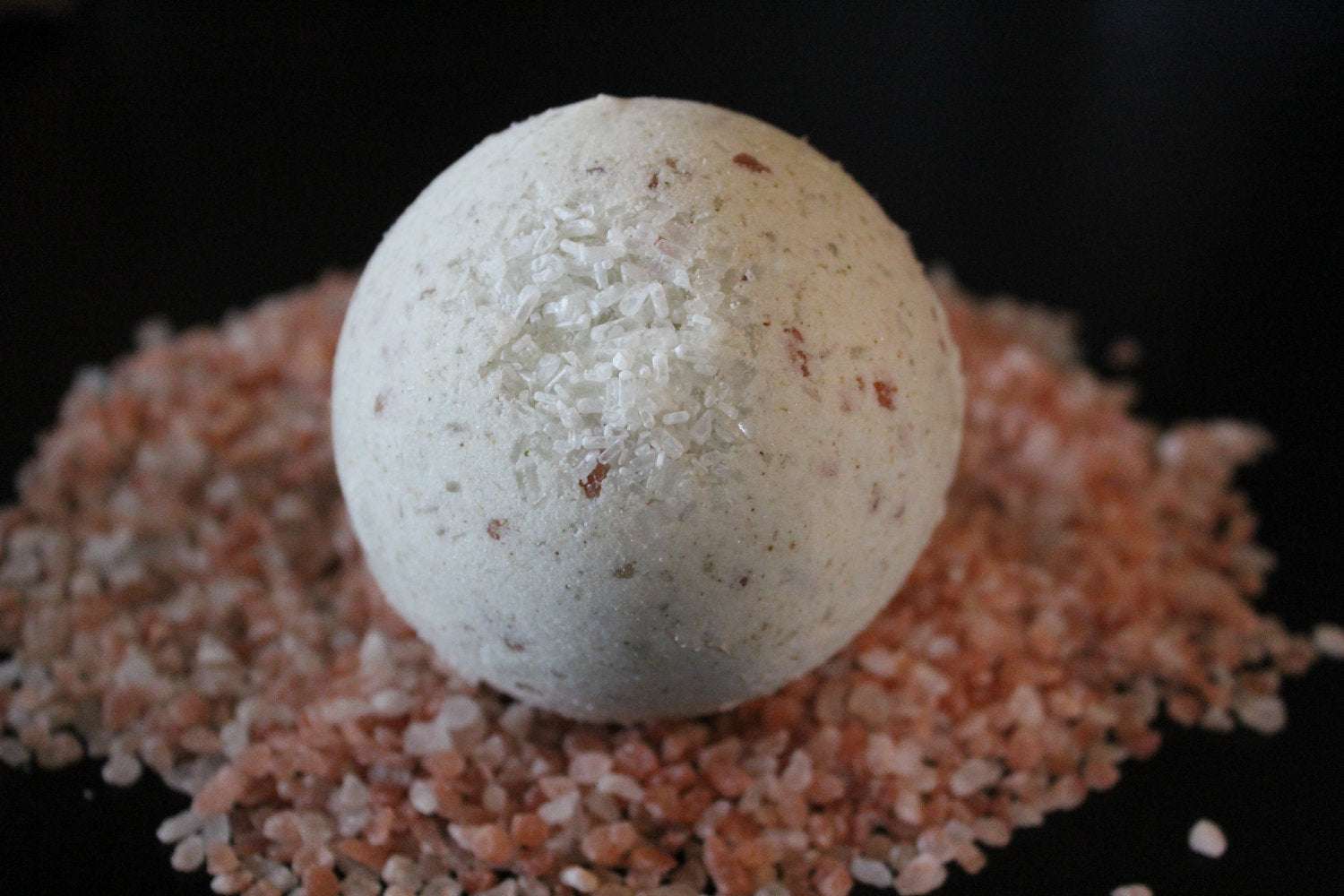 Skin Bomb - Large Organic Psoriasis/Eczema Bath Bomb - The Edible Petale Company